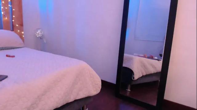 Image 6 of violet_jonesss Stream on Chaturbate on 10 days ago