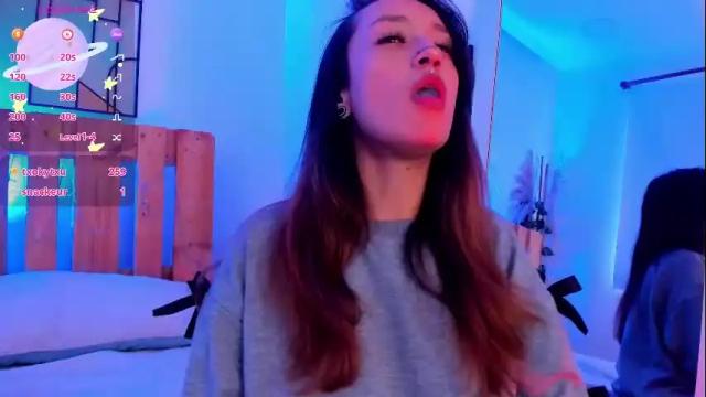 Image 11 of violet_jonesss Stream on Chaturbate on 2 months ago
