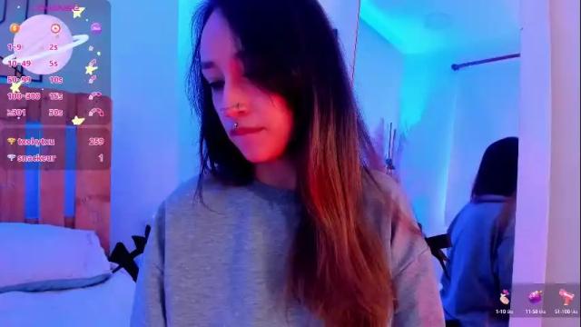Image 4 of violet_jonesss Stream on Chaturbate on 2 months ago