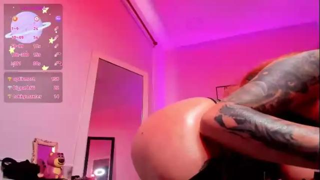 Image 6 of violet_jonesss Stream on Chaturbate on 1 month ago