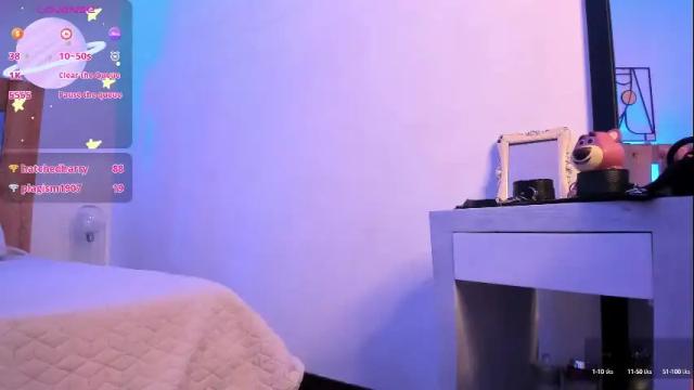 Image 6 of violet_jonesss Stream on Chaturbate on 27 days ago