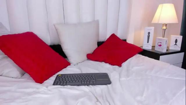 Image 7 of violet_queen2 Stream on Chaturbate on 1 month ago