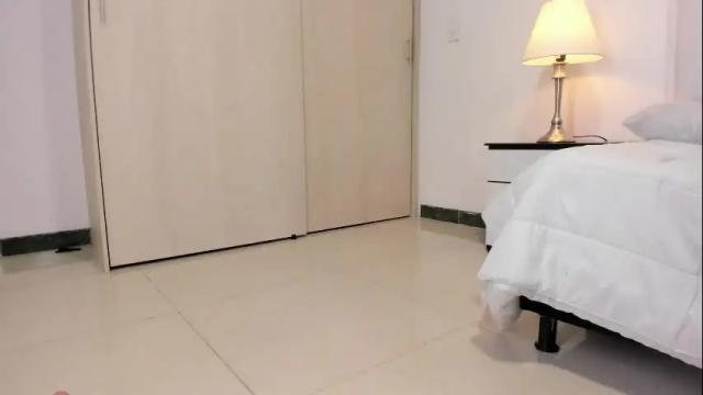 Image 7 of violet_queen2 Stream on Chaturbate on 1 month ago