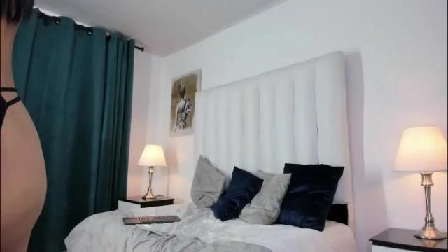 Image 12 of violet_queen2 Stream on Chaturbate on 1 month ago