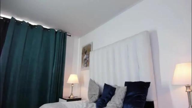 Image 2 of violet_queen2 Stream on Chaturbate on 1 month ago