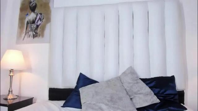 Image 12 of violet_queen2 Stream on Chaturbate on 1 month ago