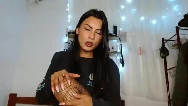 Image 3 of violet_sexhot28 Stream on Chaturbate on 3 months ago