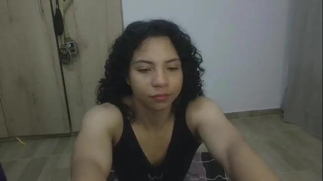 Image 2 of violet_smmithh Stream on Chaturbate on 1 month ago