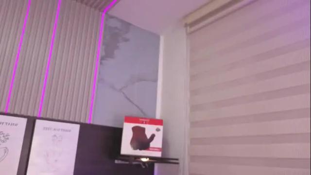 Image 10 of violet_spencer Stream on Chaturbate on 1 month ago