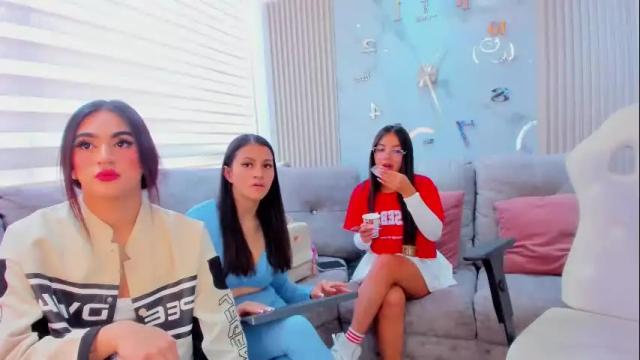 Image 3 of violet_spencer Stream on Chaturbate on 22 days ago