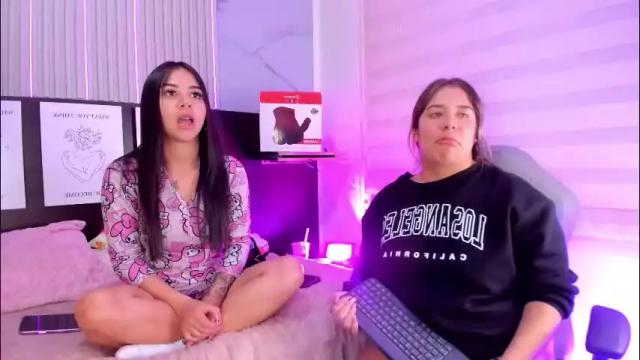 Image 7 of violet_spencer Stream on Chaturbate on 1 month ago