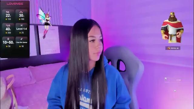 Image 12 of violet_spencer Stream on Chaturbate on 5 days ago