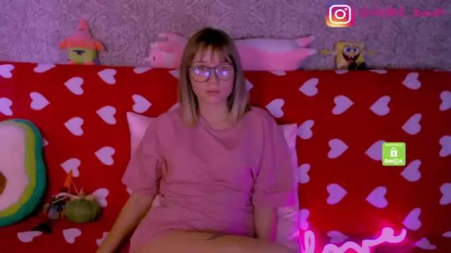 Image 10 of violet_suun Stream on Chaturbate on 18 months ago