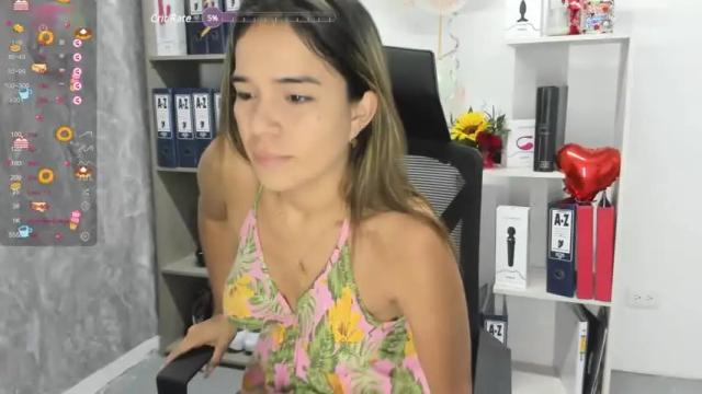 Image 11 of violet_sweet_1 Stream on Chaturbate on 15 months ago