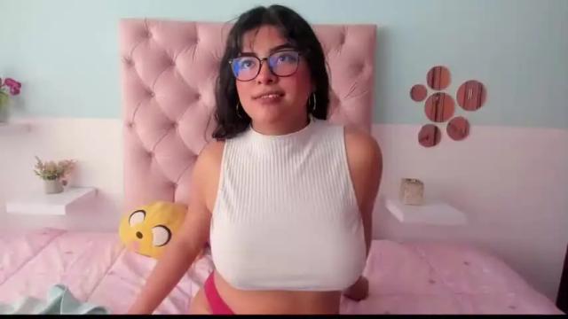 Thumbnail 3, violet_xo_'s Stream at Chaturbate, 17 months ago