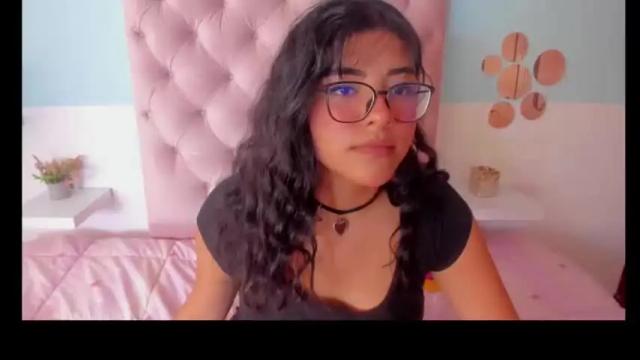 Thumbnail 2, violet_xo_'s Stream at Chaturbate, 17 months ago