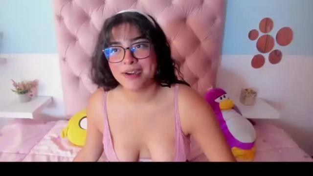 Thumbnail 2, violet_xo_'s Stream at Chaturbate, 17 months ago