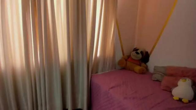 Thumbnail 1, violet_xo_'s Stream at Chaturbate, 17 months ago