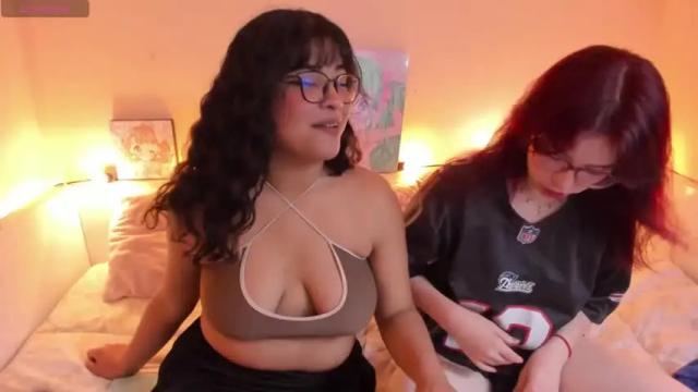 Image 2 of violet_xo_ Stream on Chaturbate on 16 months ago