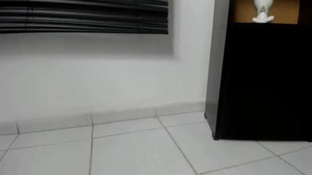 Image 11 of violeta00 Stream on Chaturbate on 24 months ago