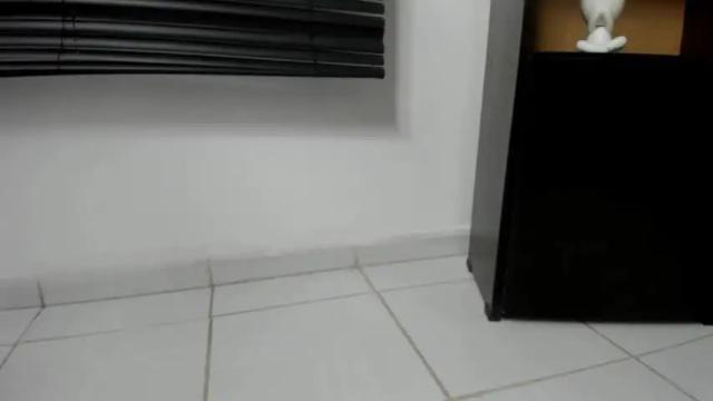 Image 12 of violeta00 Stream on Chaturbate on 24 months ago