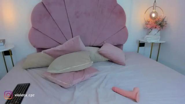 Image 10 of violeta_cass Stream on Chaturbate on 15 months ago