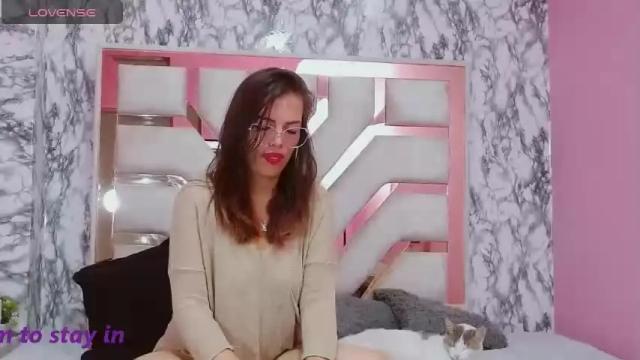 Image 12 of violeta_fs Stream on Chaturbate on 13 months ago