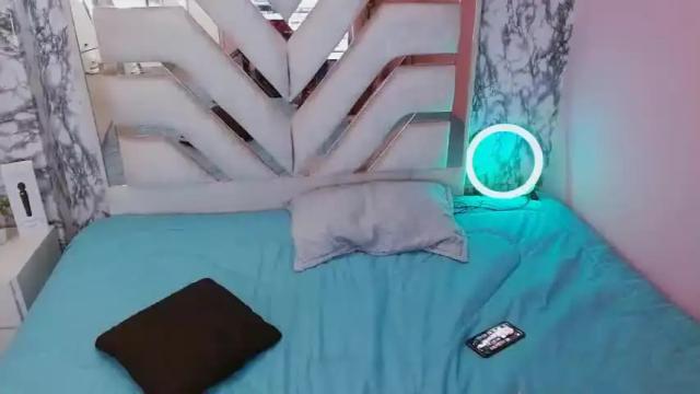 Image 2 of violeta_fs Stream on Chaturbate on 18 months ago