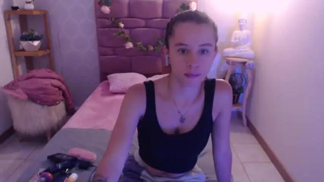 Image 3 of violeta_hernandez_ Stream on Chaturbate on 14 months ago