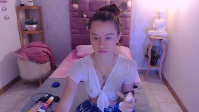 Image 8 of violeta_hernandez_ Stream on Chaturbate on 14 months ago