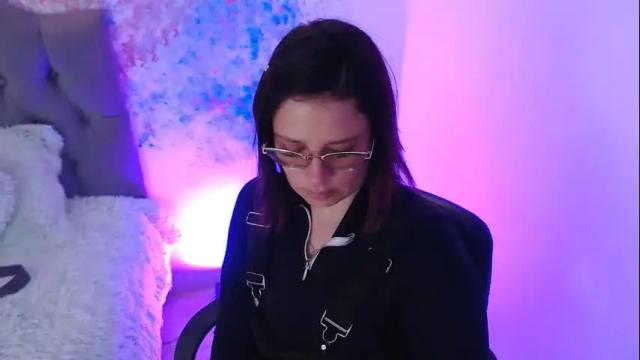 Image 7 of violeta_hornny_ Stream on Chaturbate on 1 month ago