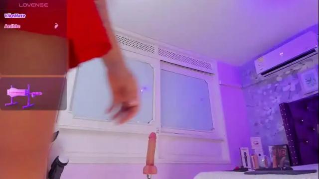 Image 8 of violeta_medina Stream on Chaturbate on 23 days ago