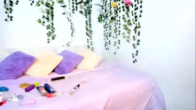 Thumbnail 3, violeta_milleer's Stream at Chaturbate, 1 month ago