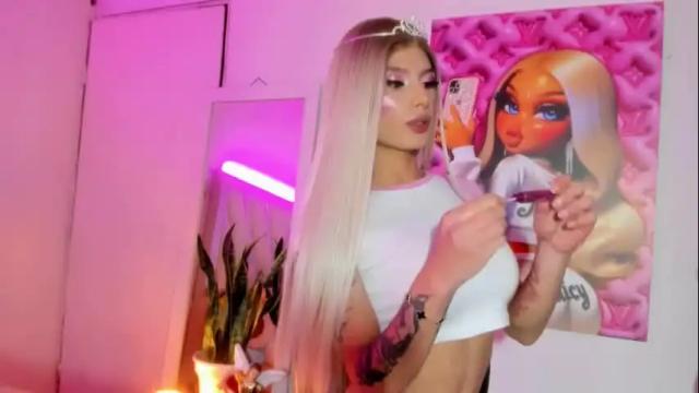Image 6 of violeta_prince Stream on Chaturbate on 13 days ago