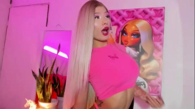 Image 2 of violeta_prince Stream on Chaturbate on 3 months ago