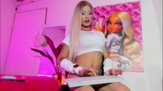 Image 10 of violeta_prince Stream on Chaturbate on 1 month ago