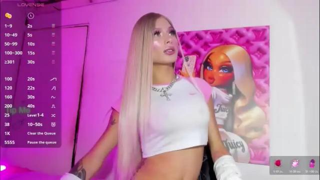 Image 2 of violeta_prince Stream on Chaturbate on 1 month ago