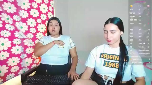 Image 10 of violeta_rouses Stream on Chaturbate on 7 days ago