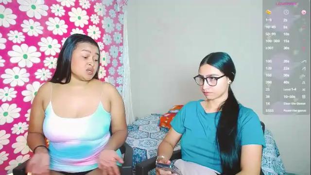 Image 3 of violeta_rouses Stream on Chaturbate on 1 month ago