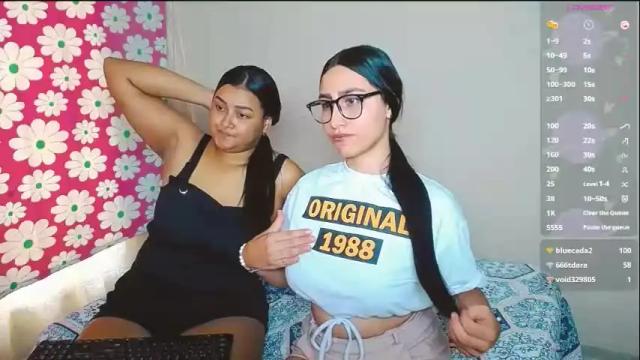 Image 12 of violeta_rouses Stream on Chaturbate on 1 month ago