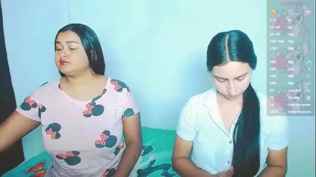 Image 4 of violeta_rouses Stream on Chaturbate on 6 days ago