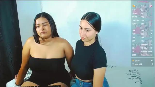 Image 12 of violeta_rouses Stream on Chaturbate on 3 days ago