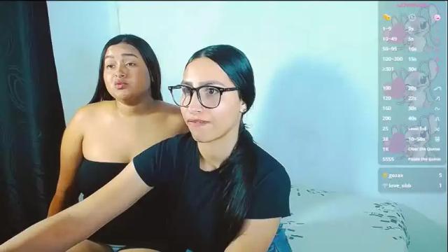 Image 7 of violeta_rouses Stream on Chaturbate on 3 days ago