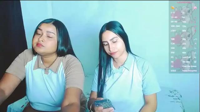Image 4 of violeta_rouses Stream on Chaturbate on 1 month ago