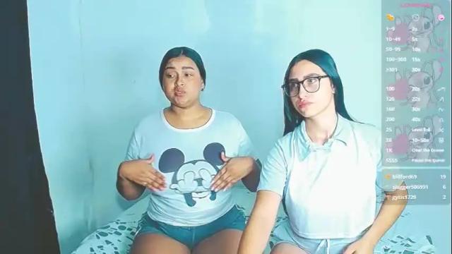 Image 2 of violeta_rouses Stream on Chaturbate on 1 month ago