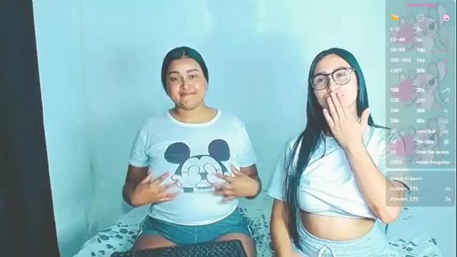 Image 8 of violeta_rouses Stream on Chaturbate on 1 month ago