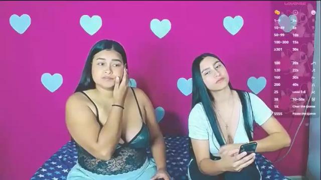 Image 11 of violeta_rouses Stream on Chaturbate on 24 days ago