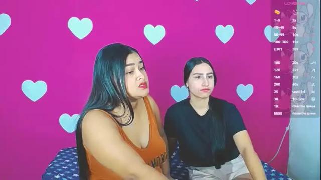 Image 2 of violeta_rouses Stream on Chaturbate on 22 days ago