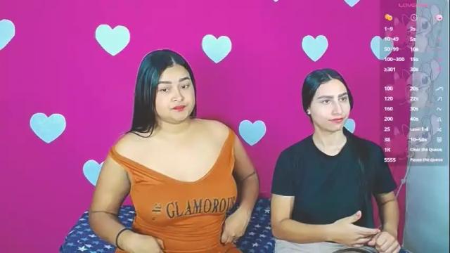 Image 3 of violeta_rouses Stream on Chaturbate on 22 days ago