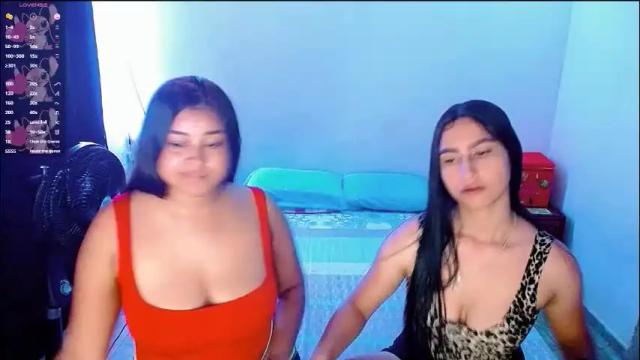 Image 4 of violeta_rouses Stream on Chaturbate on 2 months ago